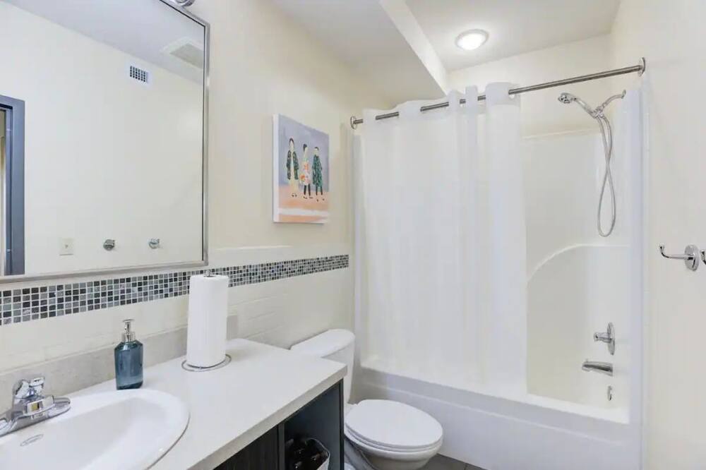 Photo of Bathroom in Midtown