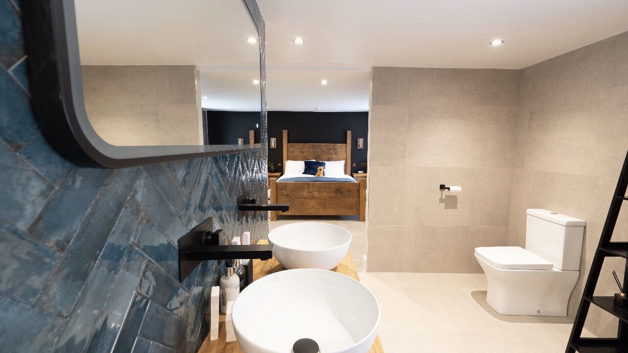 Photo of Bathroom in Holymoorside