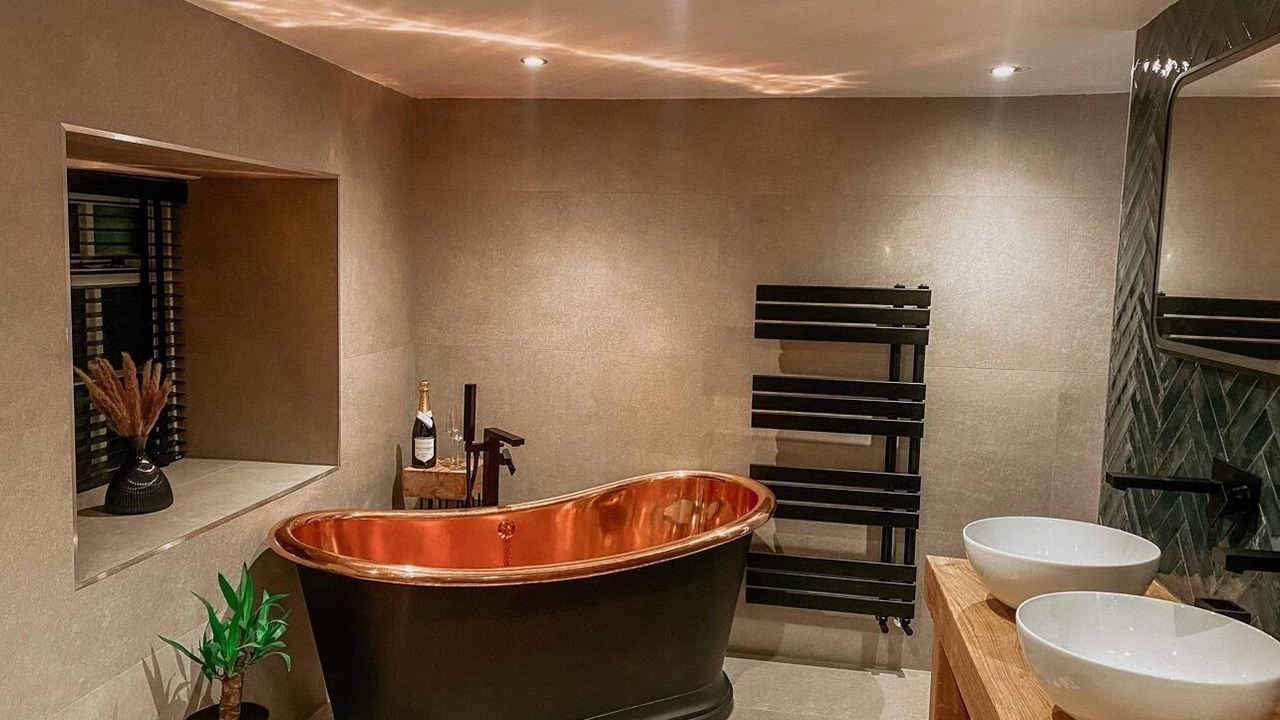 Photo of Bathroom in Holymoorside