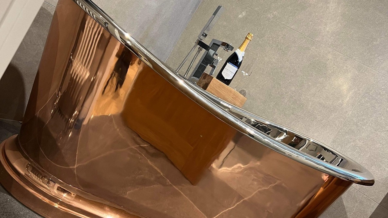 Photo of Bathroom in Holymoorside