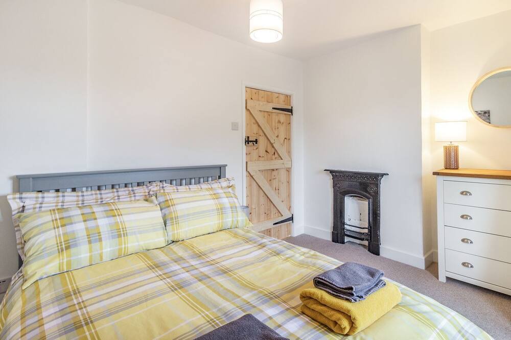 Photo of Bedroom in Vale of Glamorgan