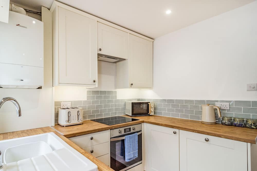 Photo of Kitchen in Vale of Glamorgan