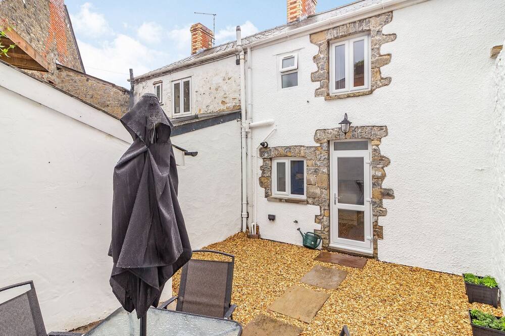 Photo of Patio Balcony in Vale of Glamorgan