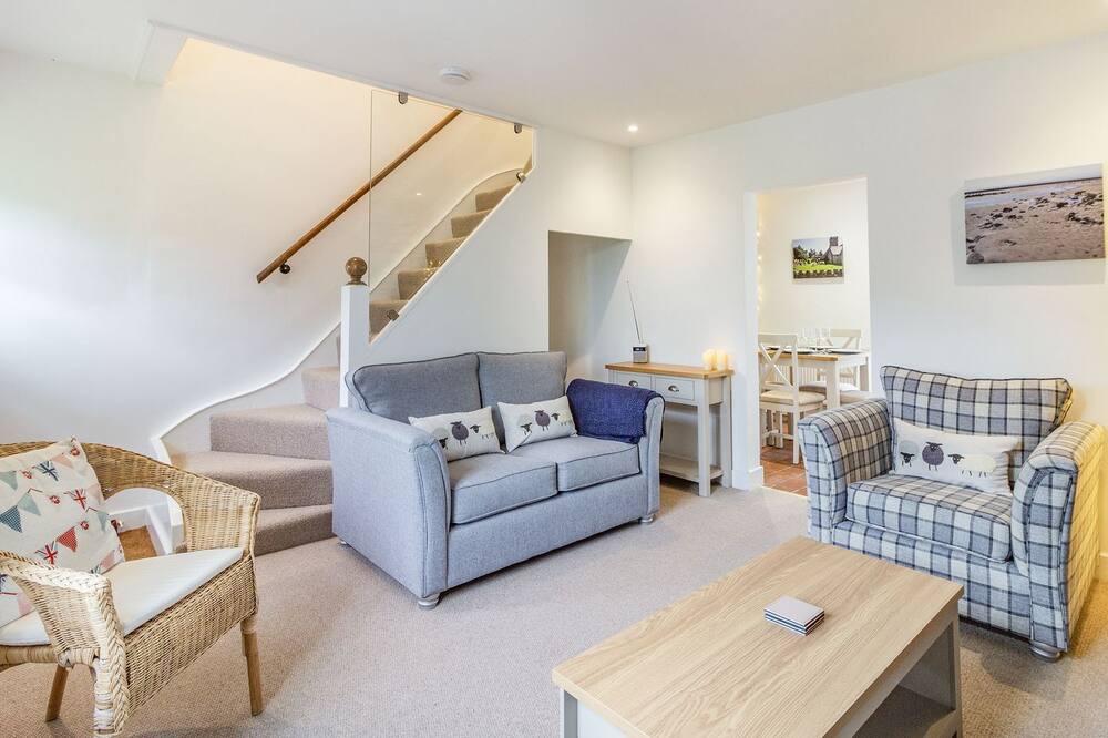 Photo of Livingroom in Vale of Glamorgan