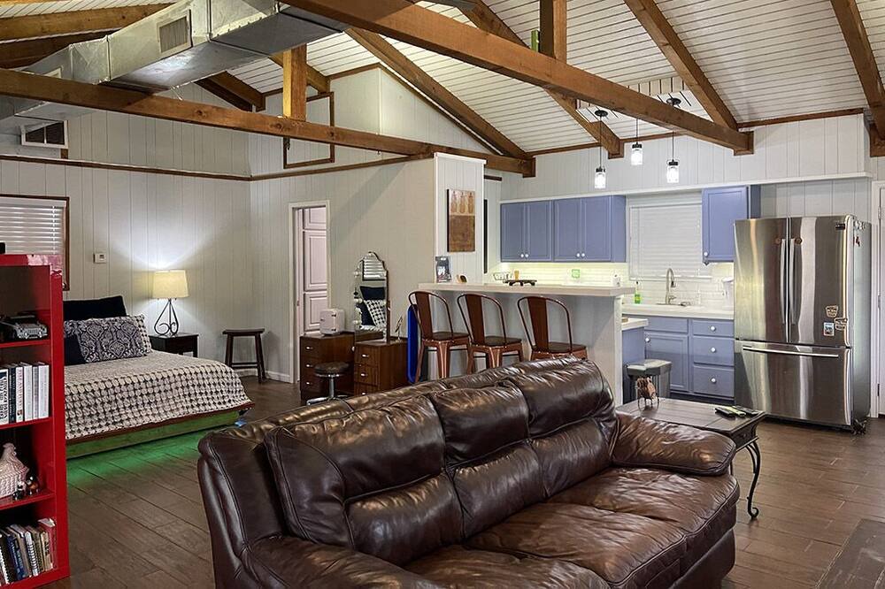 Photo of Livingroom in Clifton