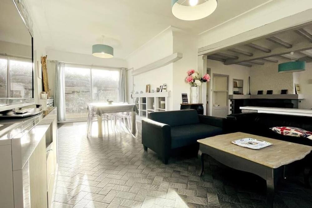 Photo of Others in Trepied