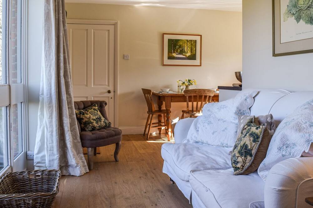 Photo of Livingroom in Helmdon