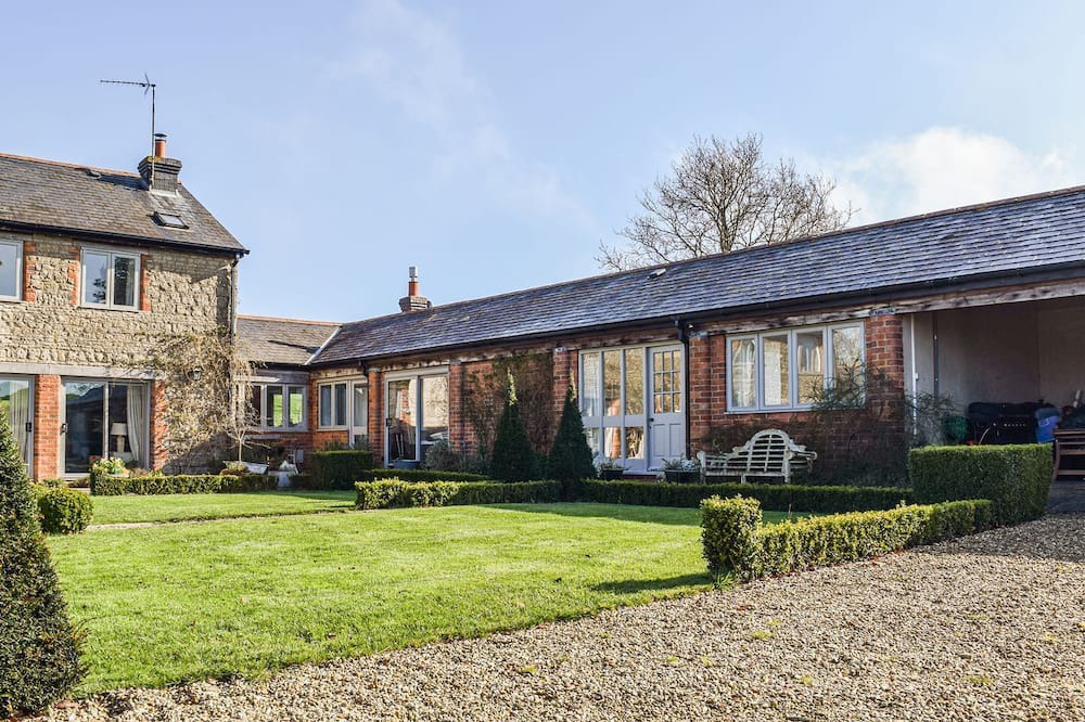 Photo of Others in Helmdon