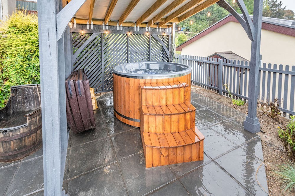 Photo of Others in Ynysddu