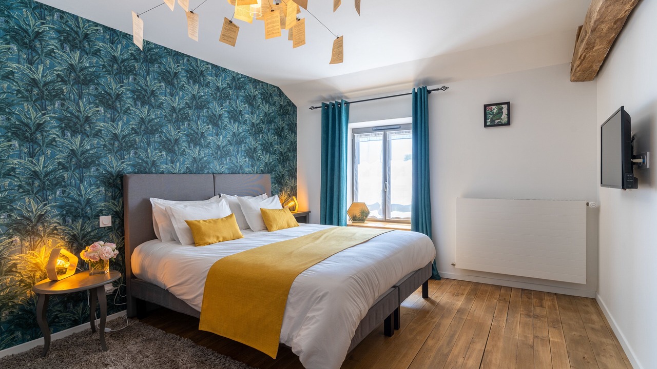 Photo of Bedroom in Neuville-de-Poitou