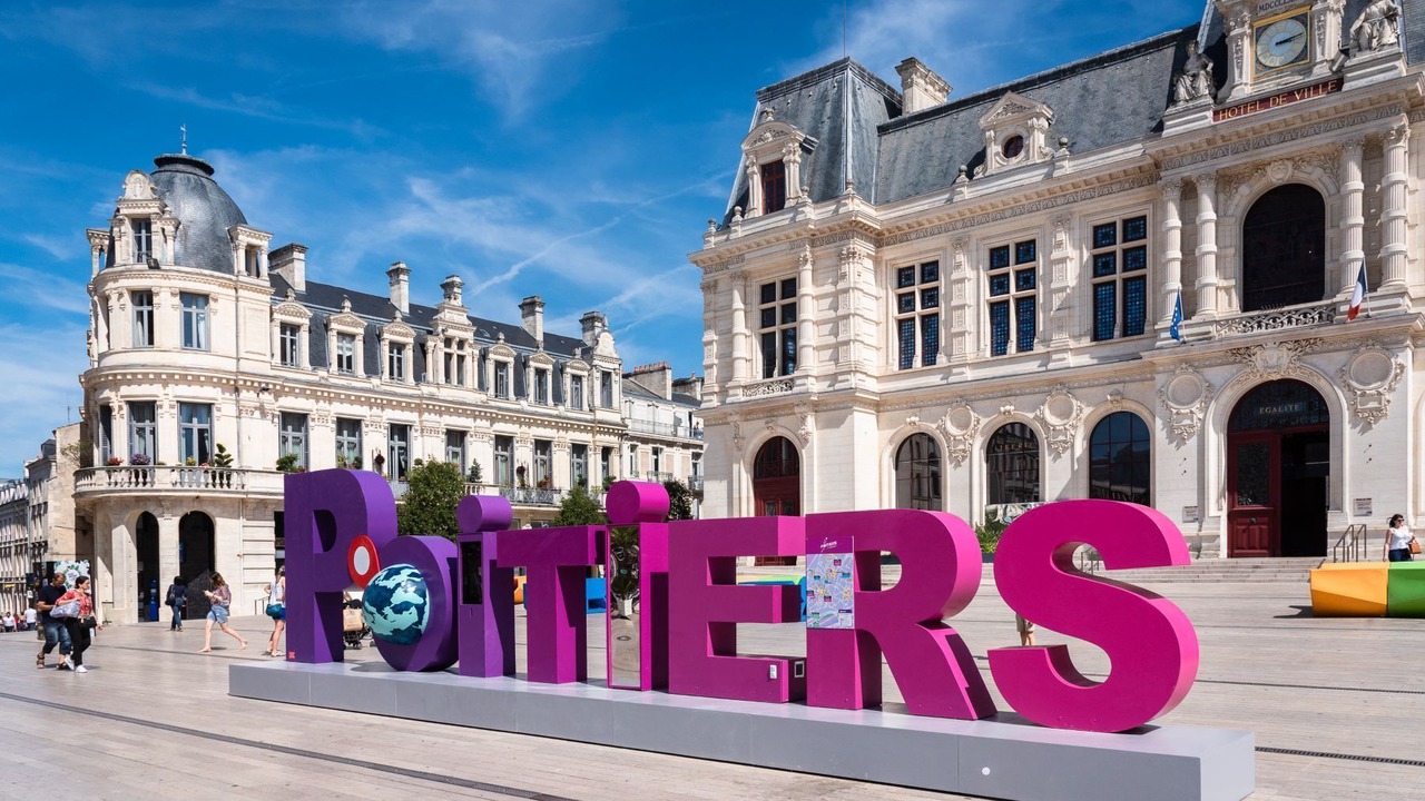 Photo of Others in Neuville-de-Poitou