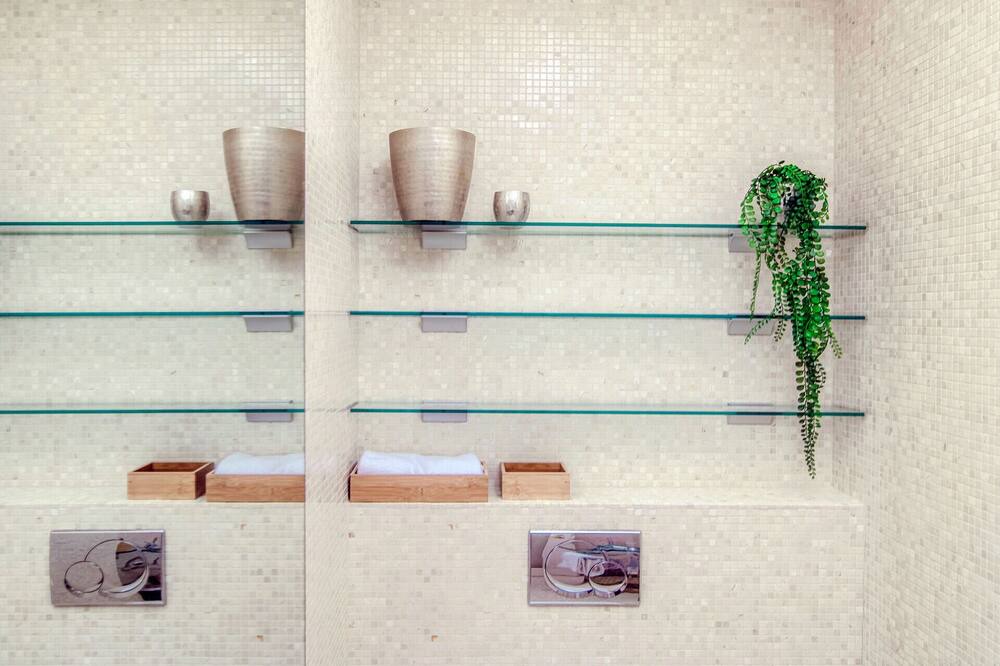 Photo of Bathroom in Morcote