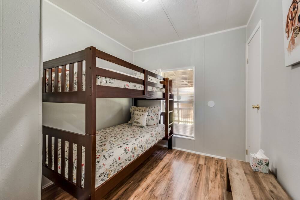 Photo of Bedroom in Pelican Bay