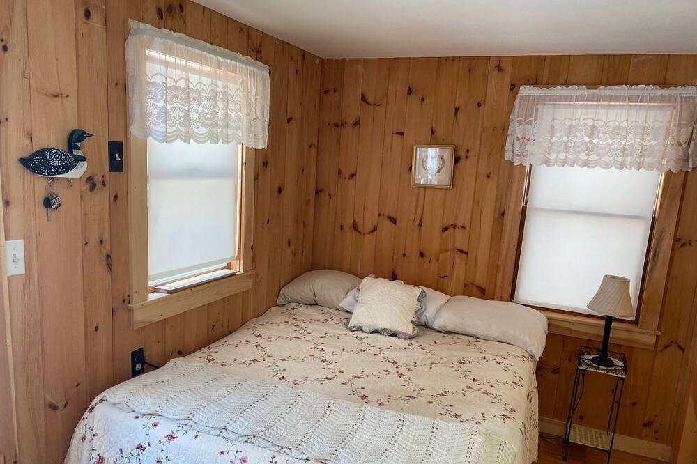 Photo of Bedroom in Silver Lake
