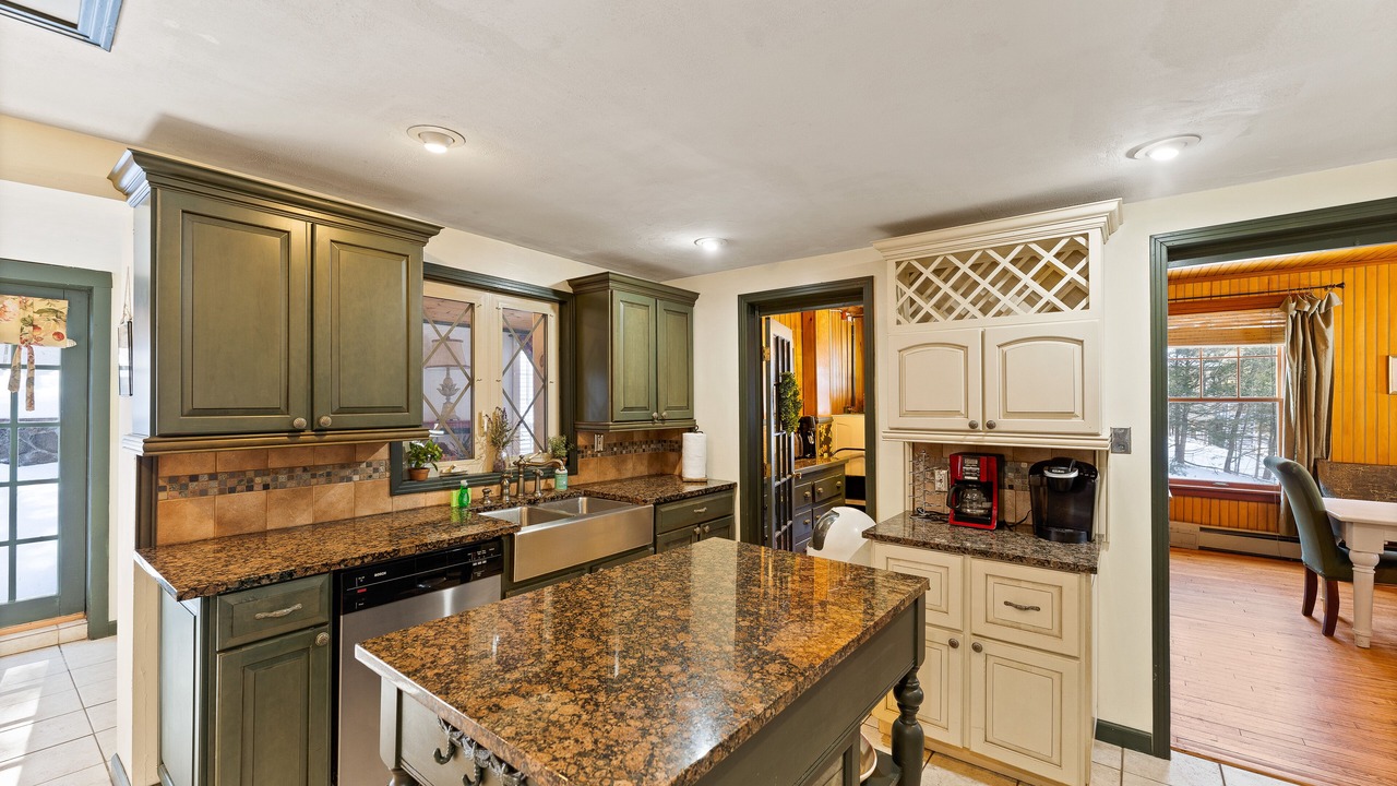 Photo of Kitchen in Adirondack