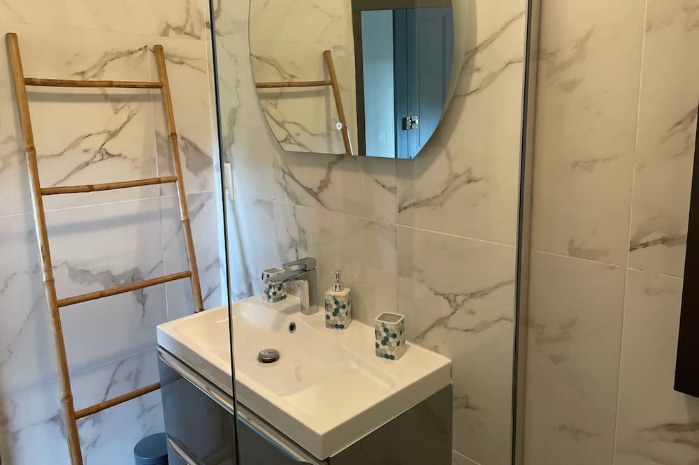 Photo of Bathroom in Dompierre-les-Ormes