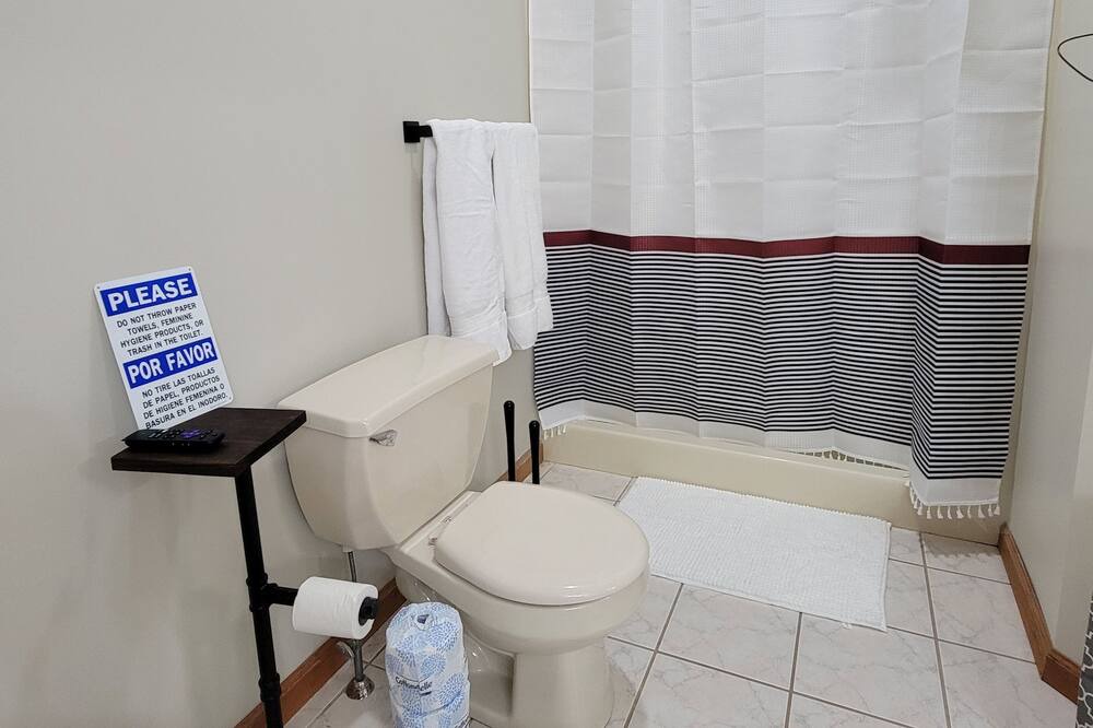 Photo of Bathroom in Saylorsburg