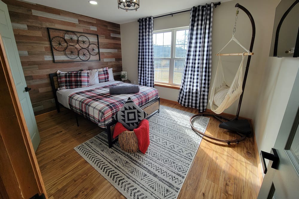 Photo of Bedroom in Saylorsburg