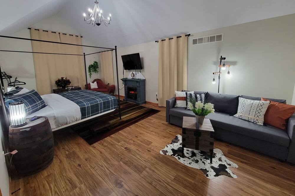 Photo of Bedroom in Saylorsburg