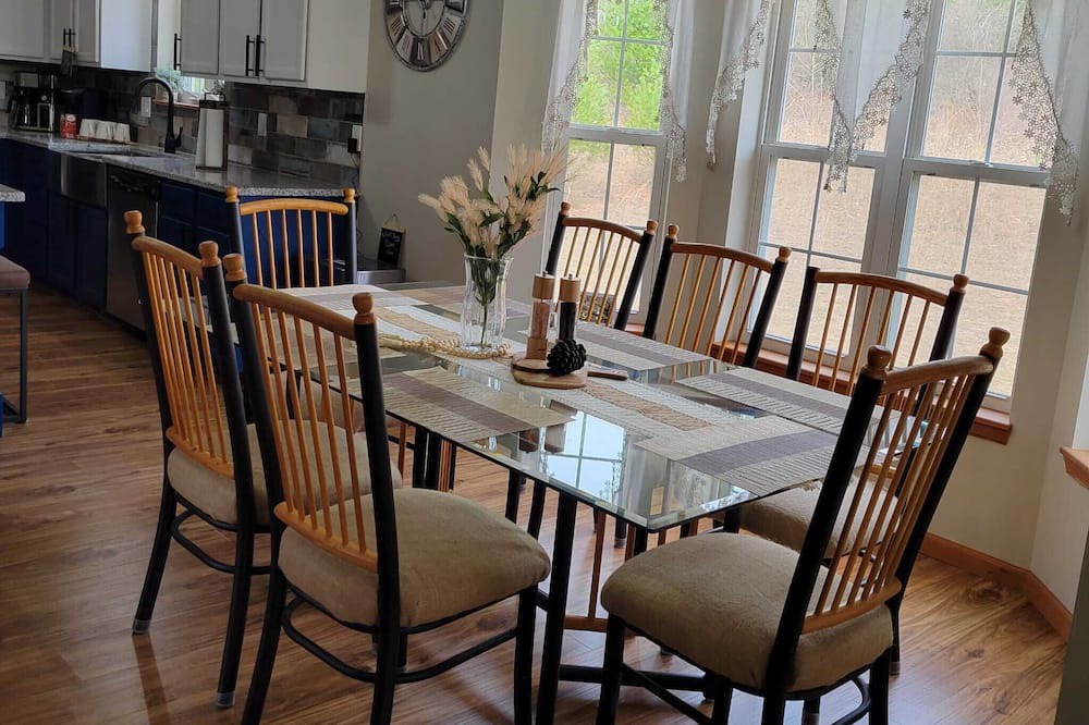 Photo of Kitchen in Saylorsburg