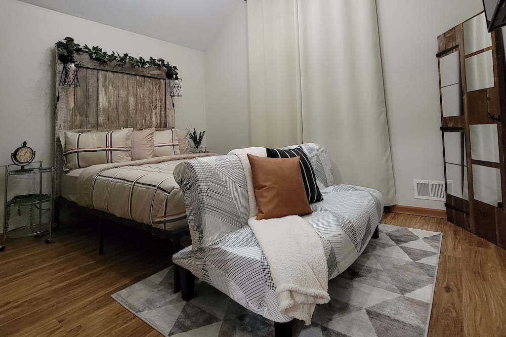 Photo of Bedroom in Saylorsburg