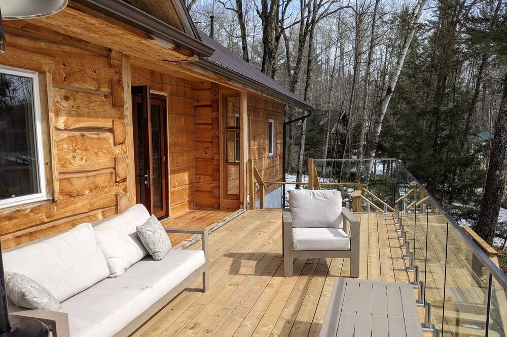 Photo of Patio Balcony in Severn