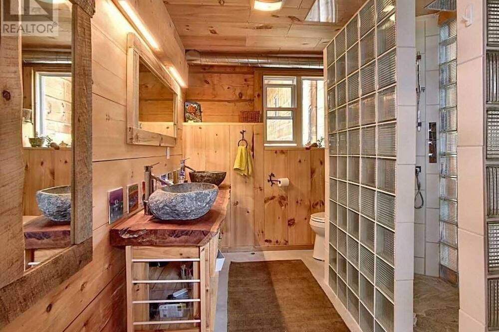 Photo of Bathroom in Severn