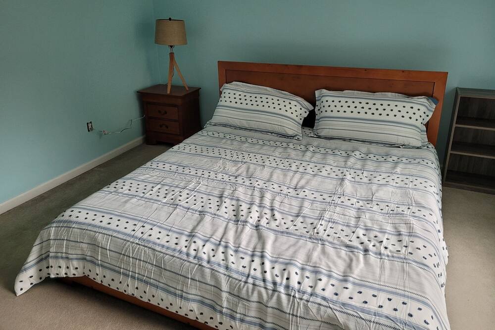Photo of Bedroom in Louisa