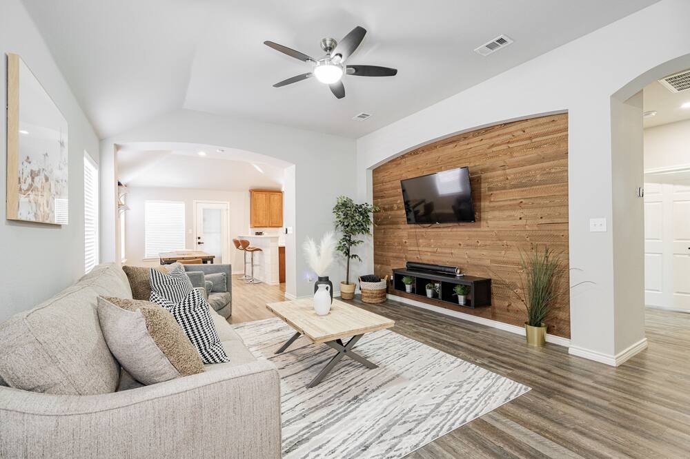 Photo of Livingroom in Bedford