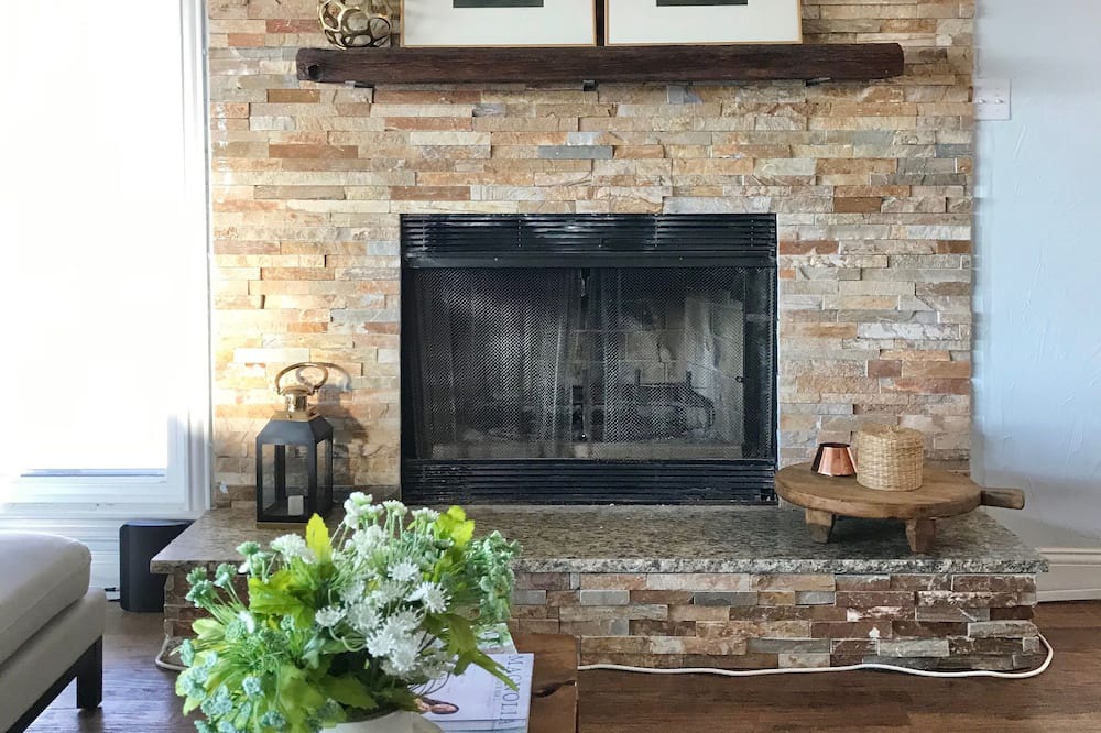 Photo of Livingroom in Mabank