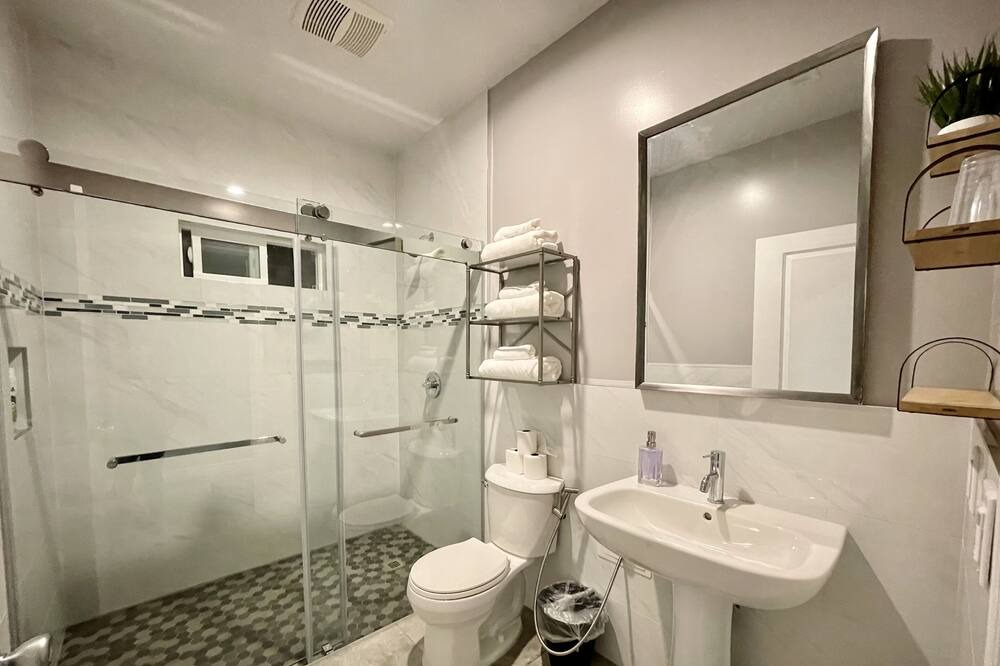 Photo of Bathroom in Rosemead