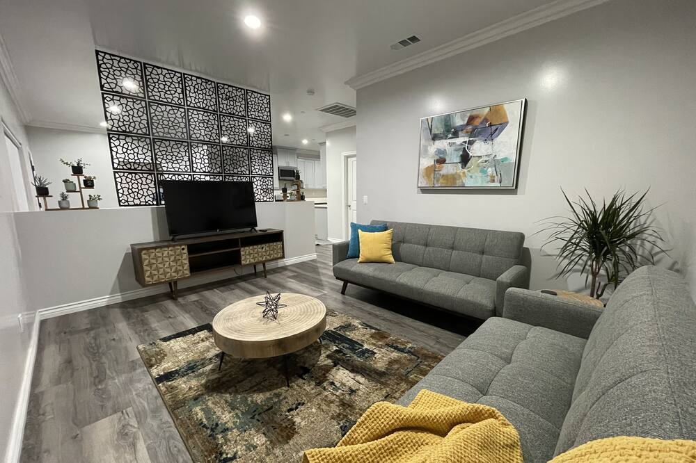 Photo of Livingroom in Rosemead