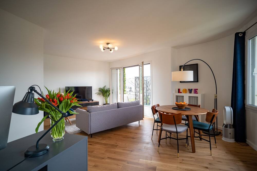 Photo of Livingroom in Saint-Germain-en-Laye