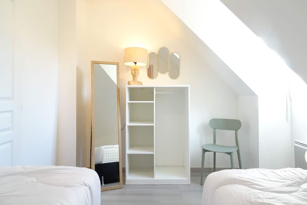 Photo of Others in Dampmart