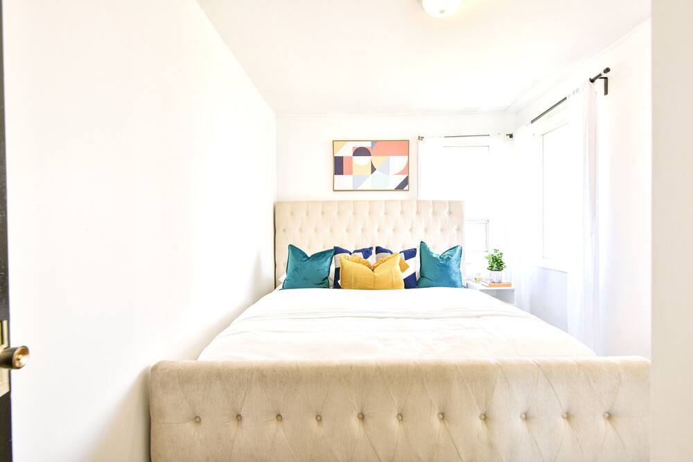 Photo of Bedroom in East Kildonan