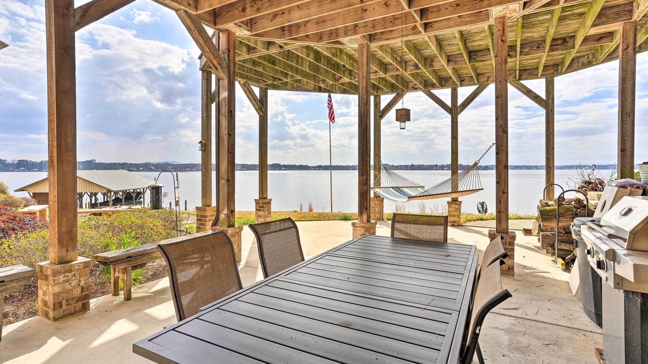 Photo of Outdoor in Centre