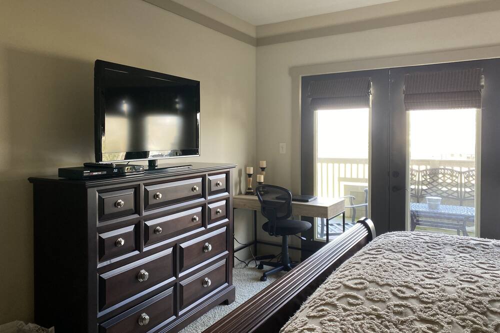 Photo of Bedroom in Talladega