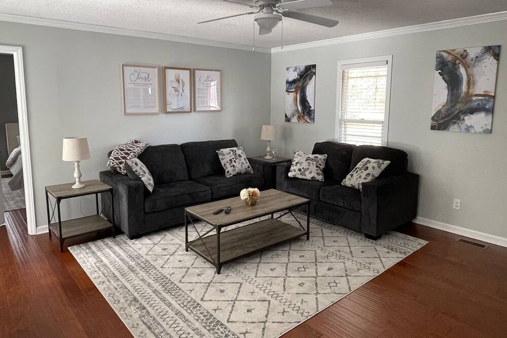 Photo of Livingroom in Johnston County