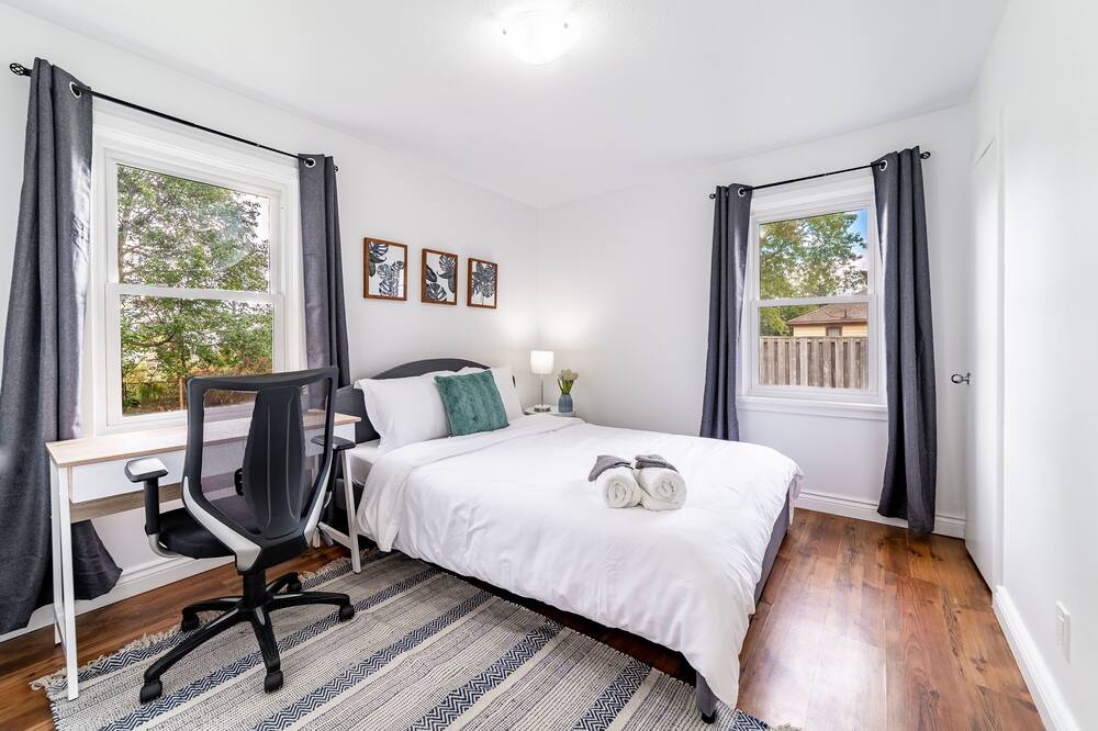 Photo of Bedroom in Argyle