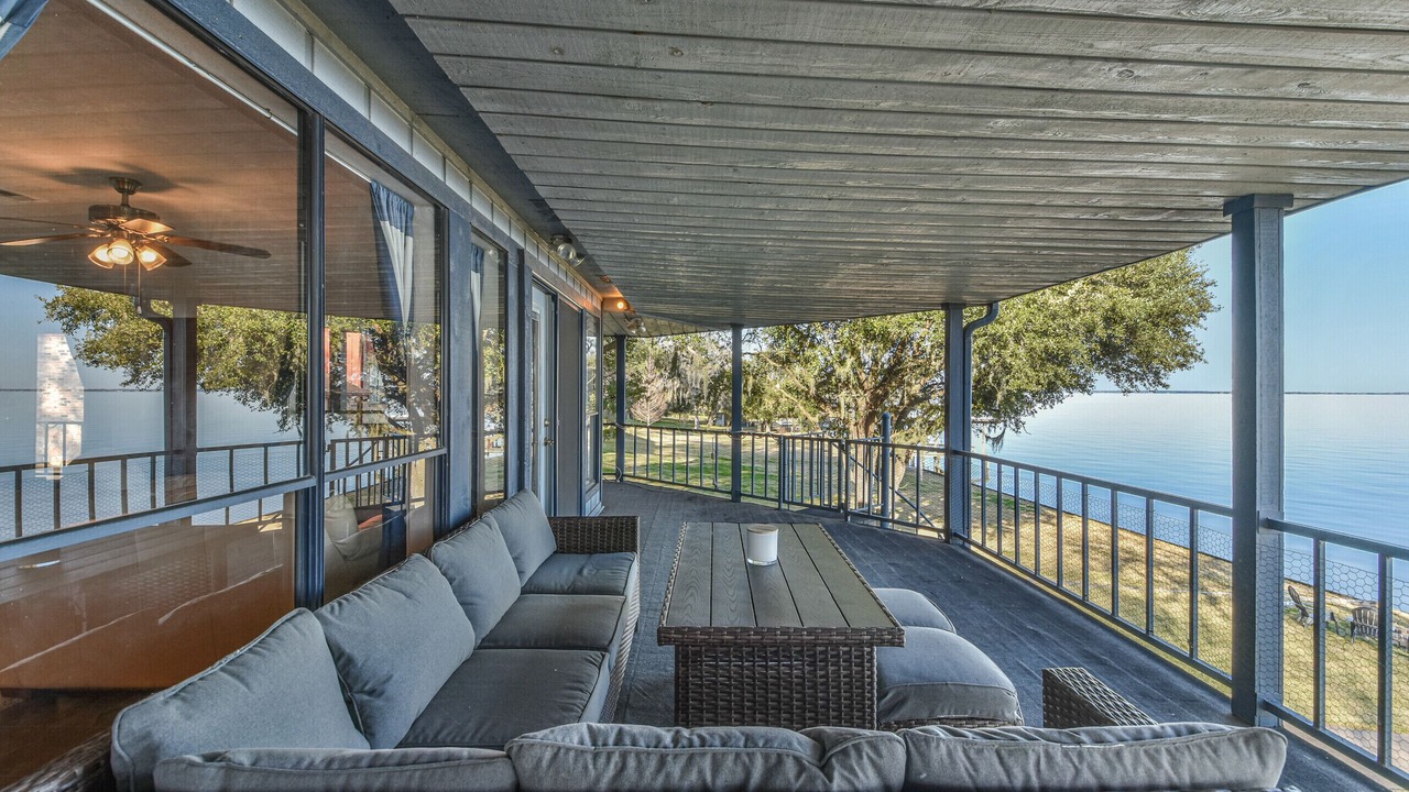 Photo of Outdoor in Pointblank