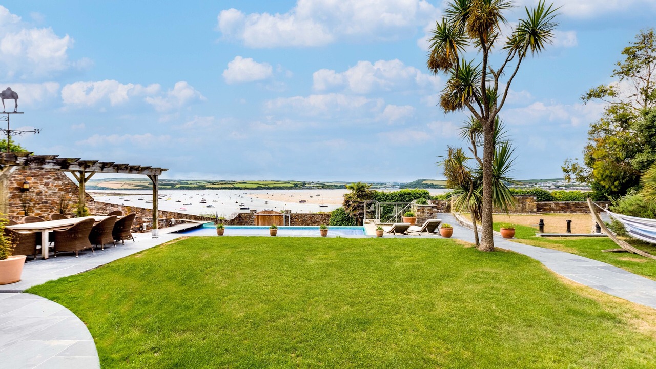 Photo of Others in Rock