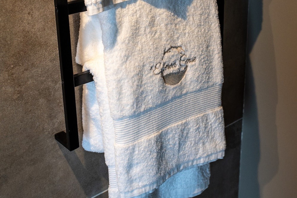 Photo of Bathroom in Flines-lez-Raches