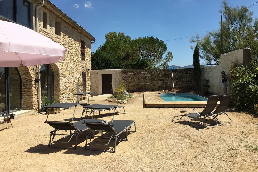 Photo of Outdoor in Rousson