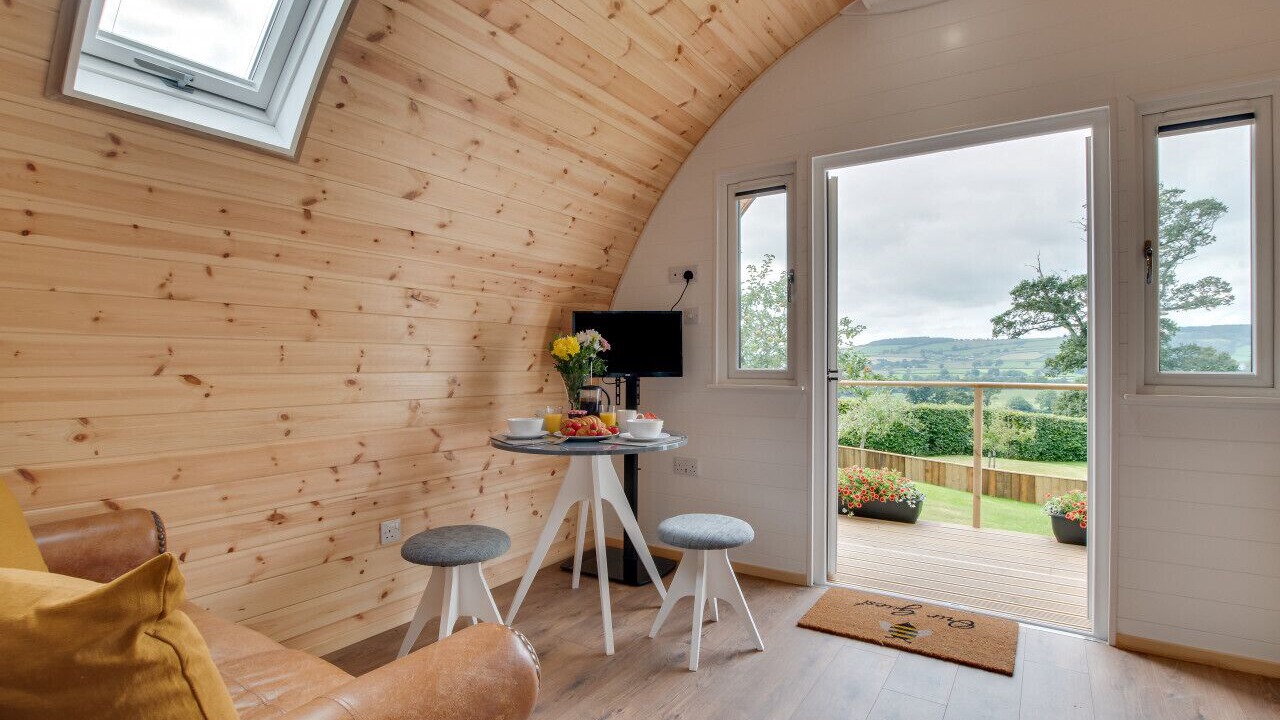 Photo of Others in Shute