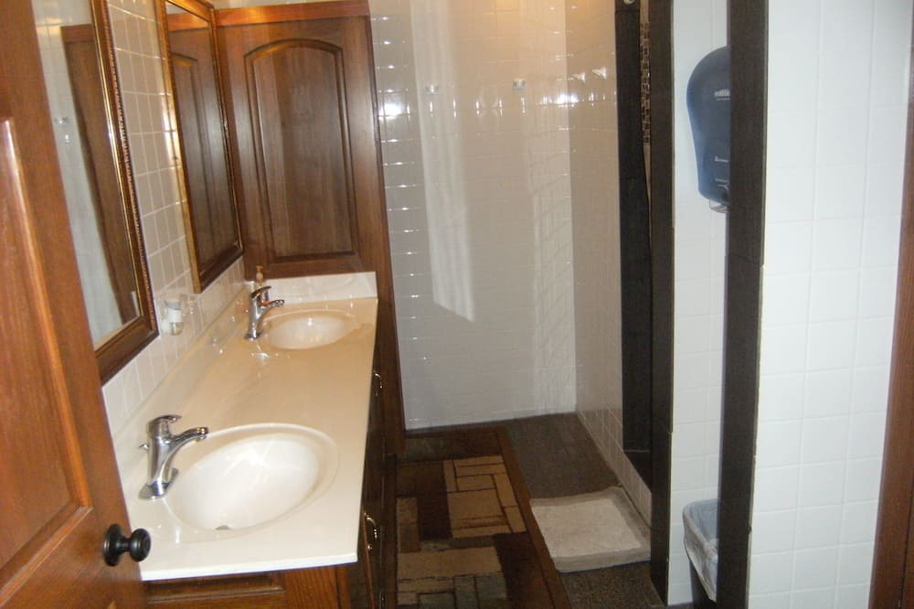Photo of Bathroom in Wewela