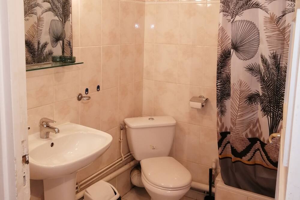 Photo of Bathroom in Le Marais