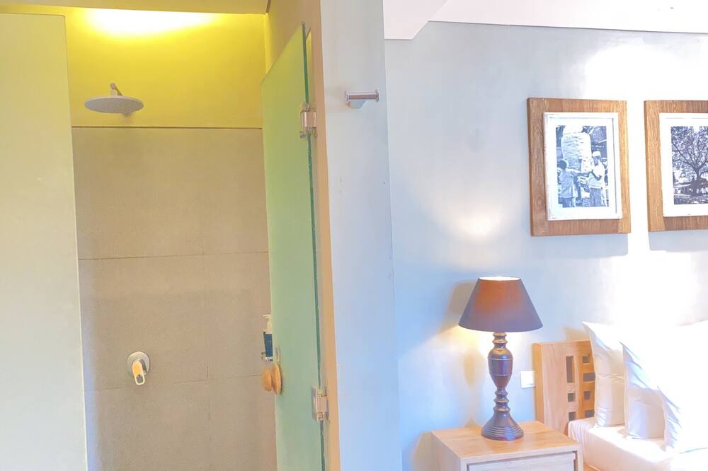 Photo of Bathroom in Kampial