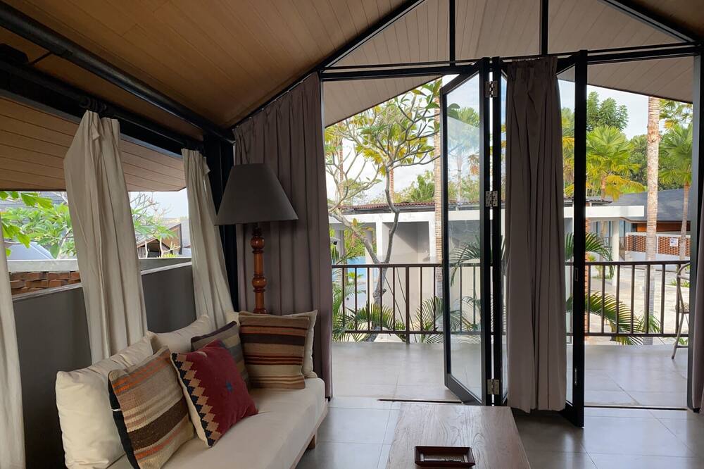 Photo of Livingroom in Kampial