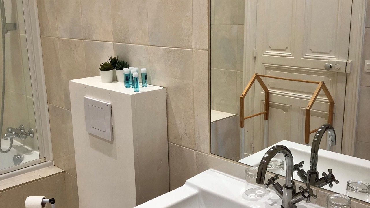 Photo of Bathroom in Mazamet