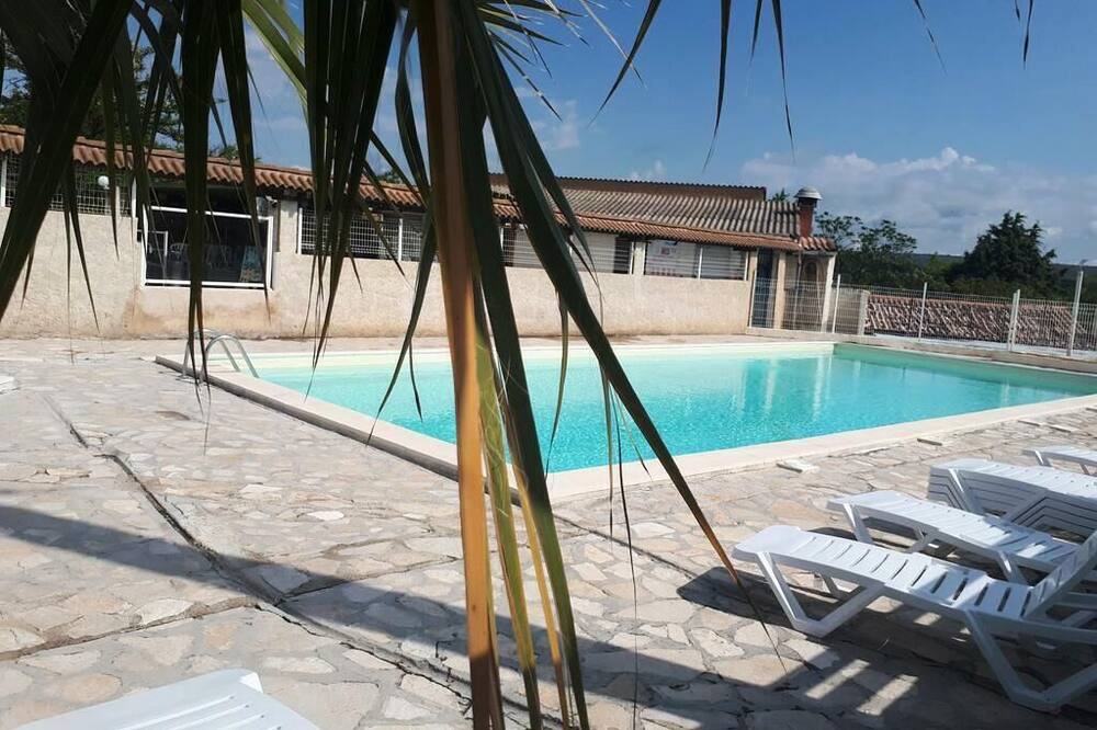 Photo of Outdoor in Villeveyrac